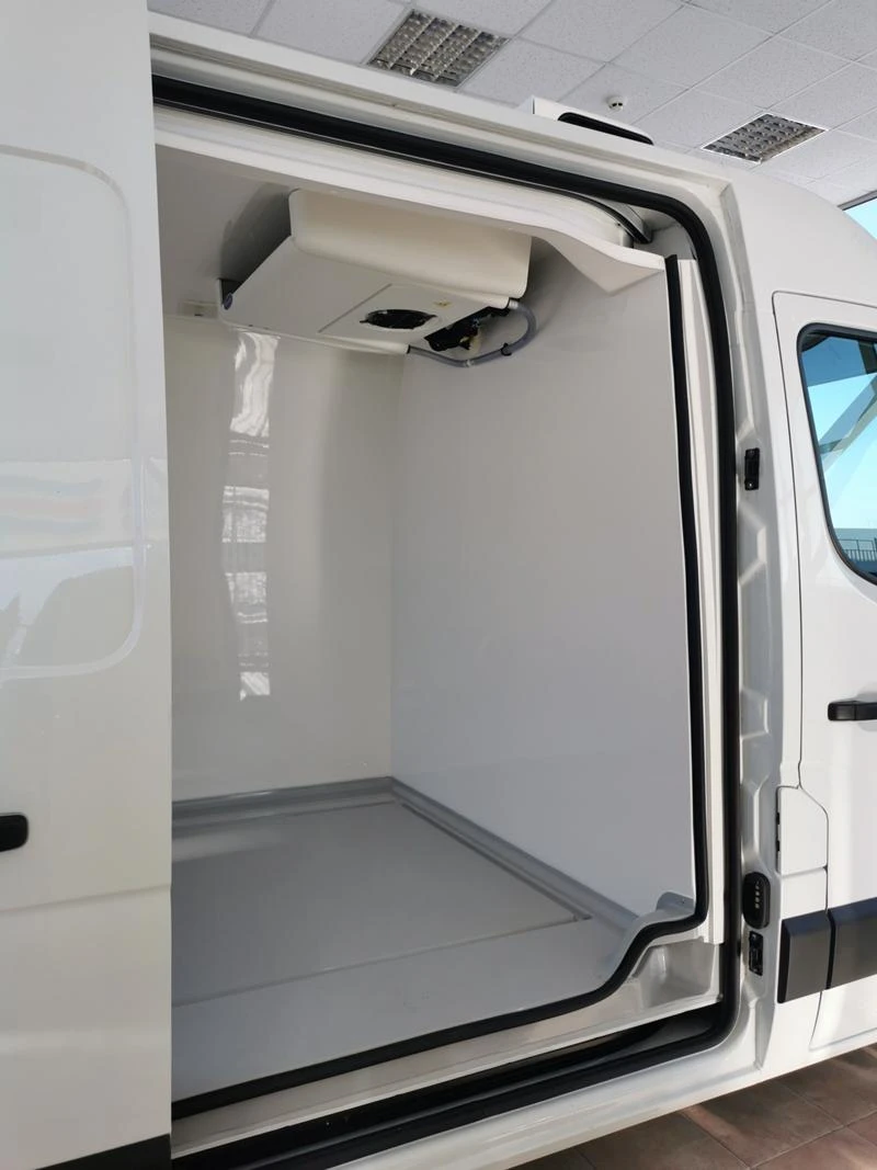 Renault Master НОВ  ХЛАДИЛЕН - 20 , снимка 16 - Бусове и автобуси - 37523777