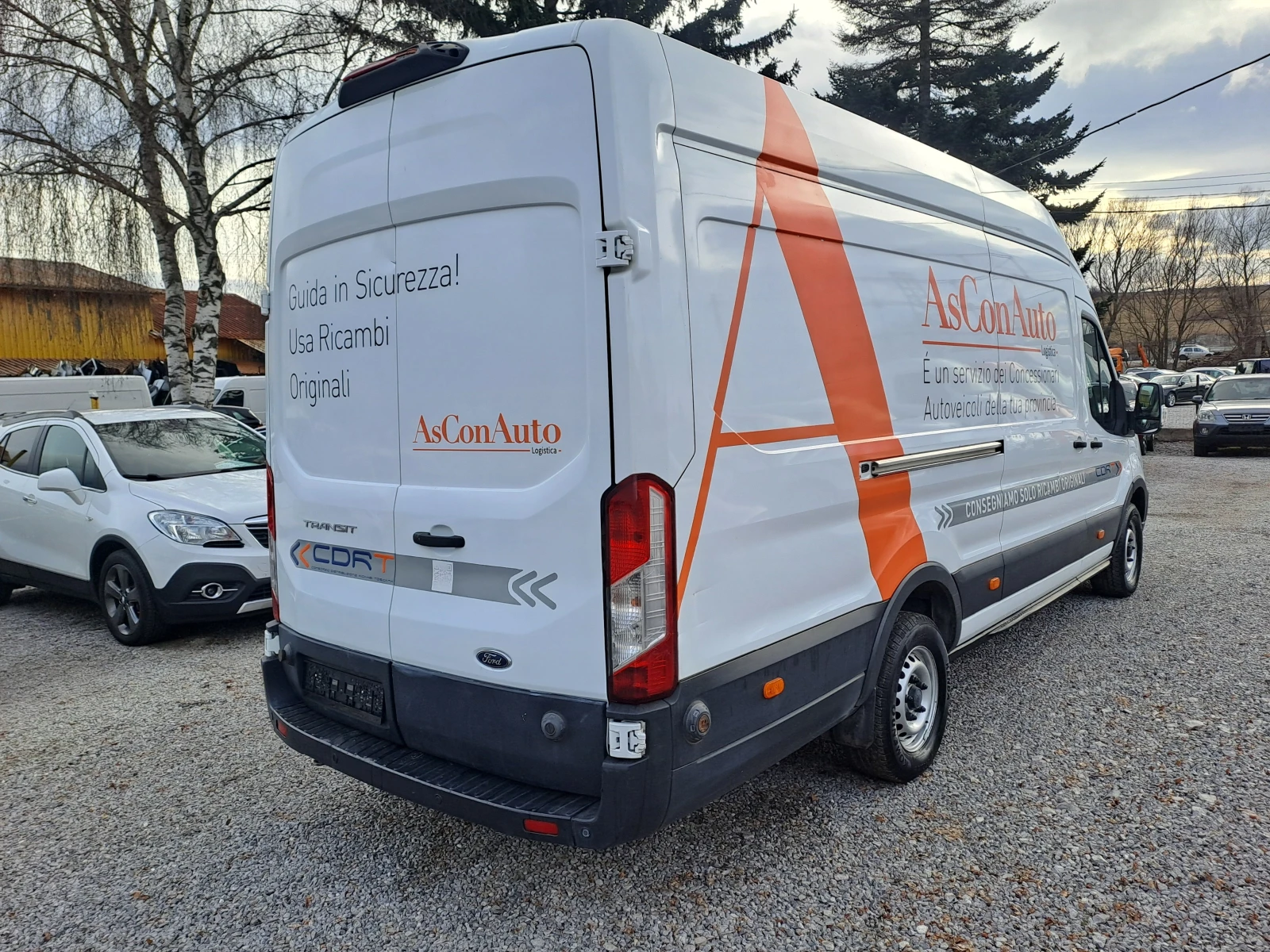 Ford Transit 2.0 TDCI - изображение 4