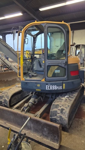 Багер Volvo 9т, снимка 4