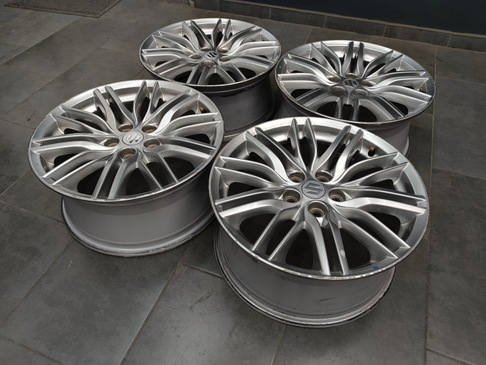   Suzuki | Mobile.bg   4