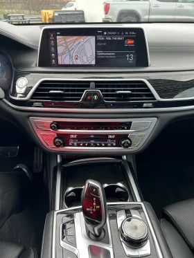 BMW 750 xDrive * ДИСТРОНИК * HARMAN KARDON * CARFAX, снимка 8