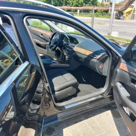 Mercedes-Benz E 220, снимка 9