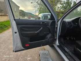 VW Golf 1.6 SR | Mobile.bg    10