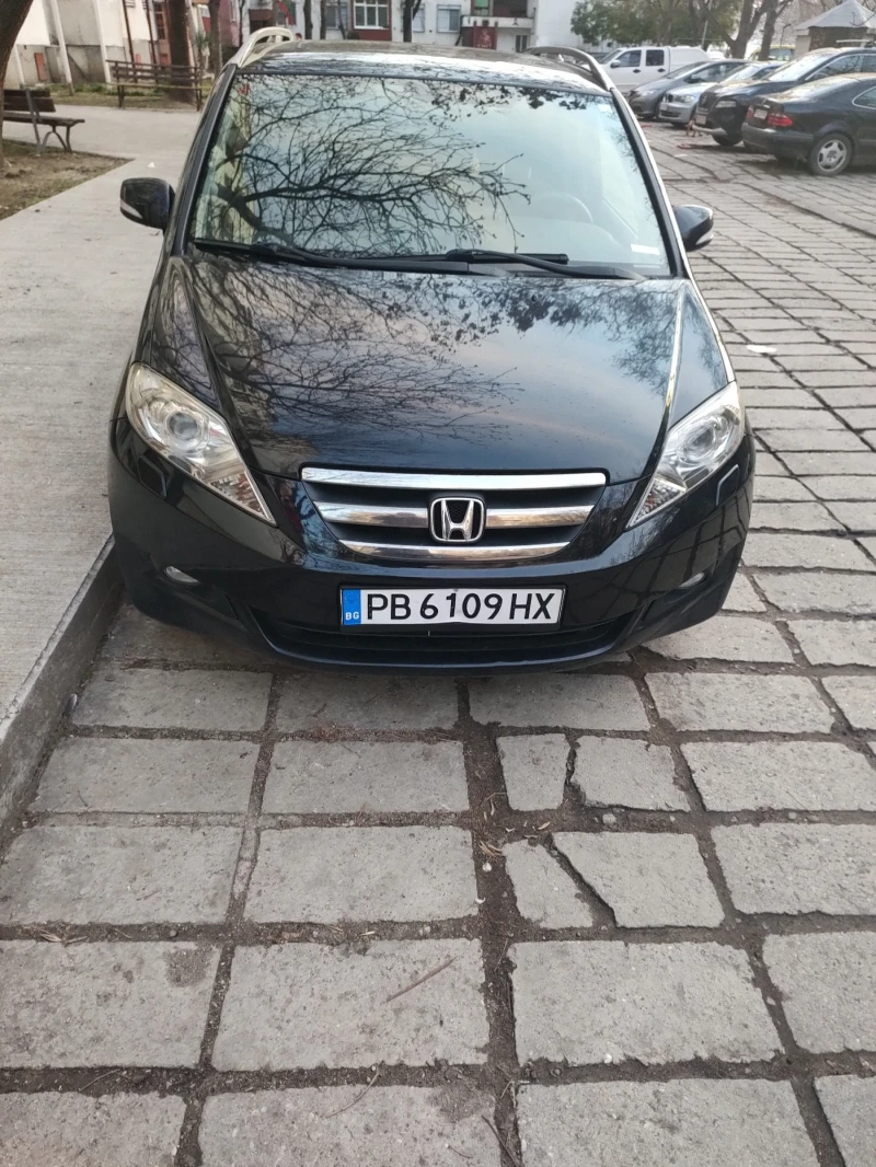 Honda Fr-v, снимка 1 - Автомобили и джипове - 48880533