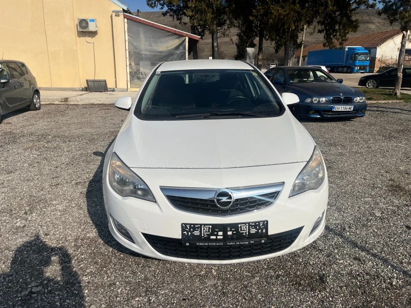 Opel Astra 1.4 Турбо 140кс, снимка 5 - Автомобили и джипове - 48980317