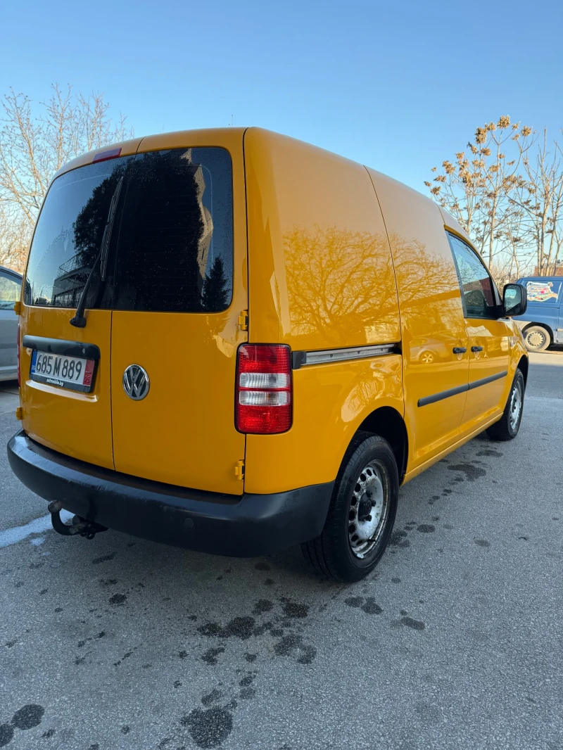 VW Caddy 1.6 TDI, снимка 6 - Автомобили и джипове - 49087204