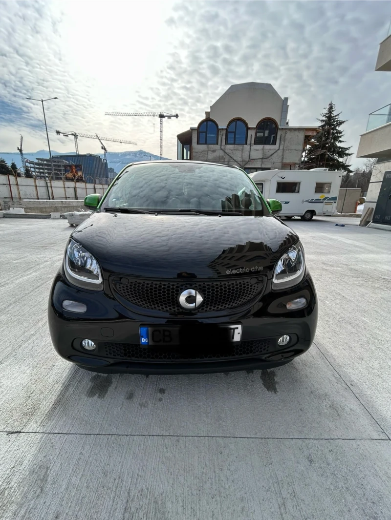 Smart Forfour, снимка 1 - Автомобили и джипове - 49244392