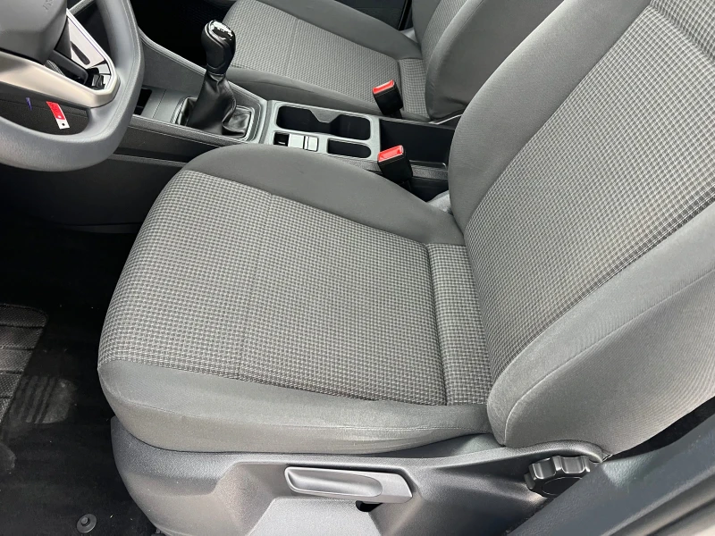 VW Caddy 2.0тди-клима-пътнически, снимка 13 - Автомобили и джипове - 52009492