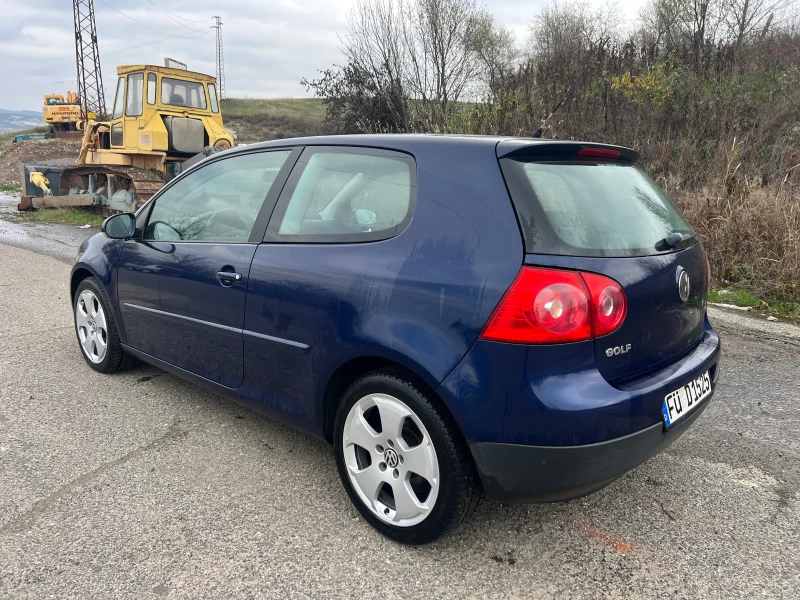 VW Golf 1.9 TDI Автоматик, снимка 2 - Автомобили и джипове - 52717938