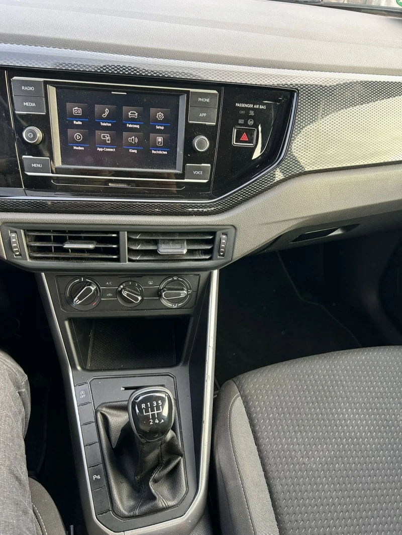 VW Polo, снимка 5 - Автомобили и джипове - 52801075