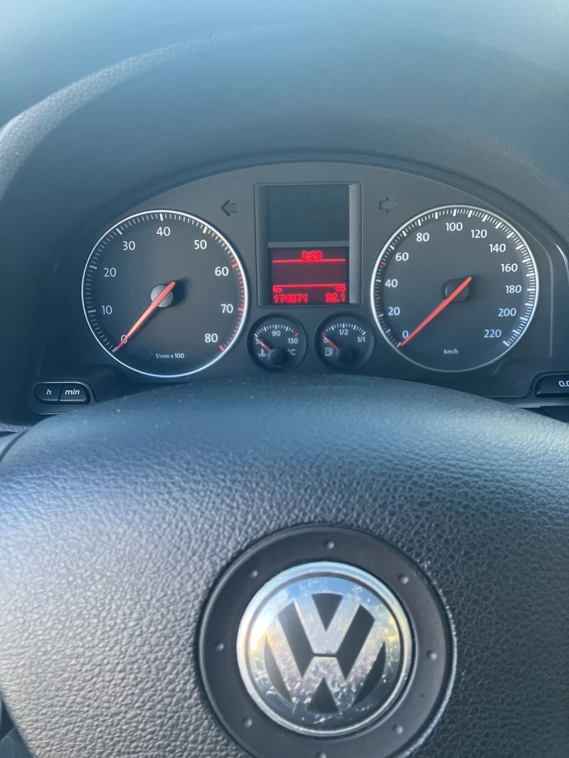 VW Golf 5 , снимка 7 - Автомобили и джипове - 52877542