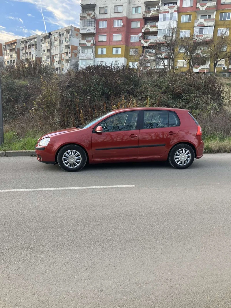 VW Golf 5 , снимка 3 - Автомобили и джипове - 52877542