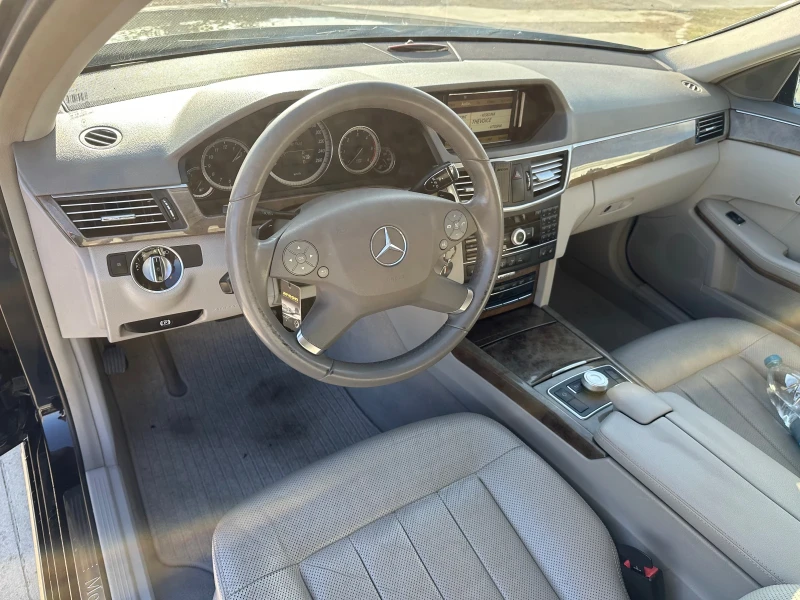 Mercedes-Benz E 350, снимка 12 - Автомобили и джипове - 53169316