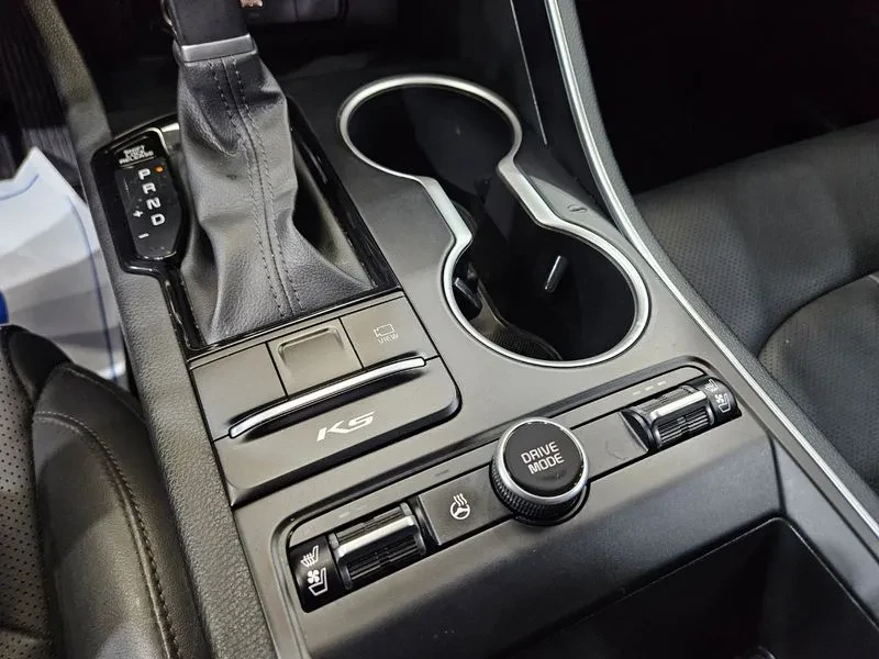 Kia K5 2.0 Lpi Trendy, снимка 14 - Автомобили и джипове - 55937048