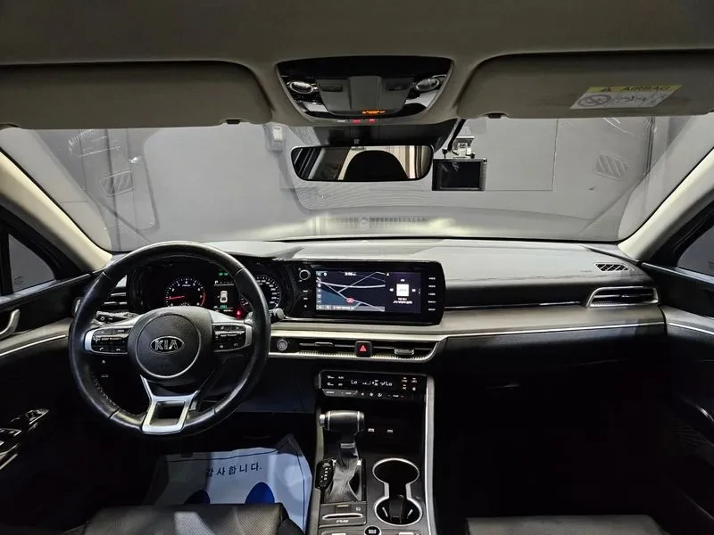 Kia K5 2.0 Lpi Trendy, снимка 9 - Автомобили и джипове - 55937048