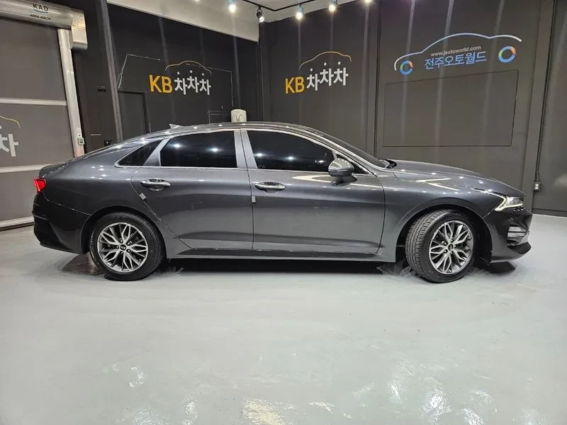 Kia K5 2.0 Lpi Trendy, снимка 8 - Автомобили и джипове - 55937048