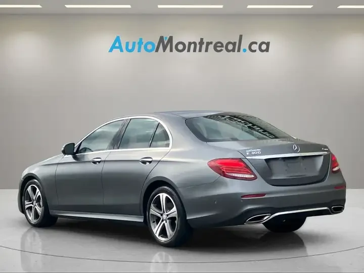 Mercedes-Benz E 300 AMG* 4MATIC* Burmester* Magno Matte, снимка 4 - Автомобили и джипове - 55990257
