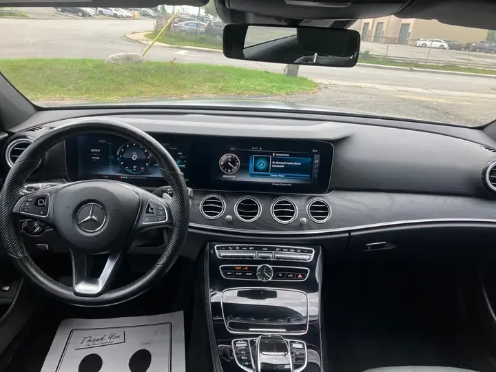 Mercedes-Benz E 300 AMG* 4MATIC* Burmester* Magno Matte, снимка 7 - Автомобили и джипове - 55990257