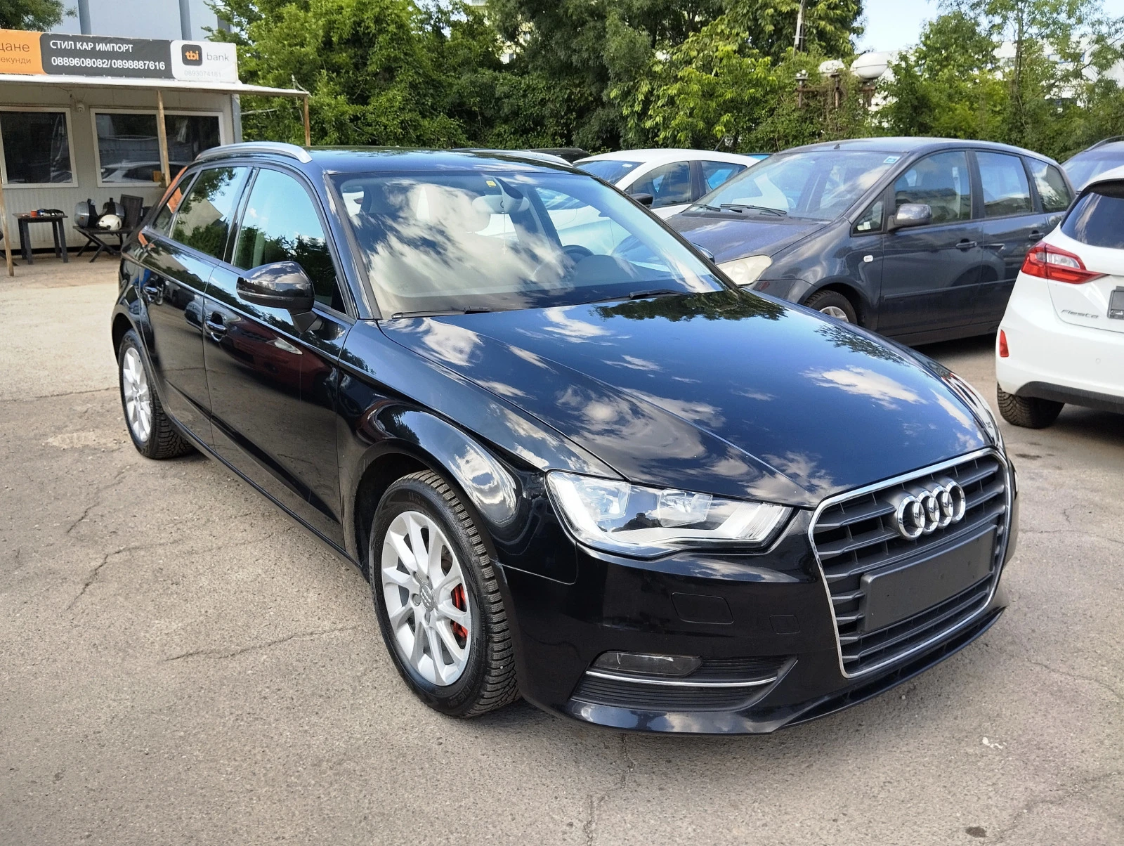 Audi A3 1.6 TDI AUTOMATIC - изображение 4