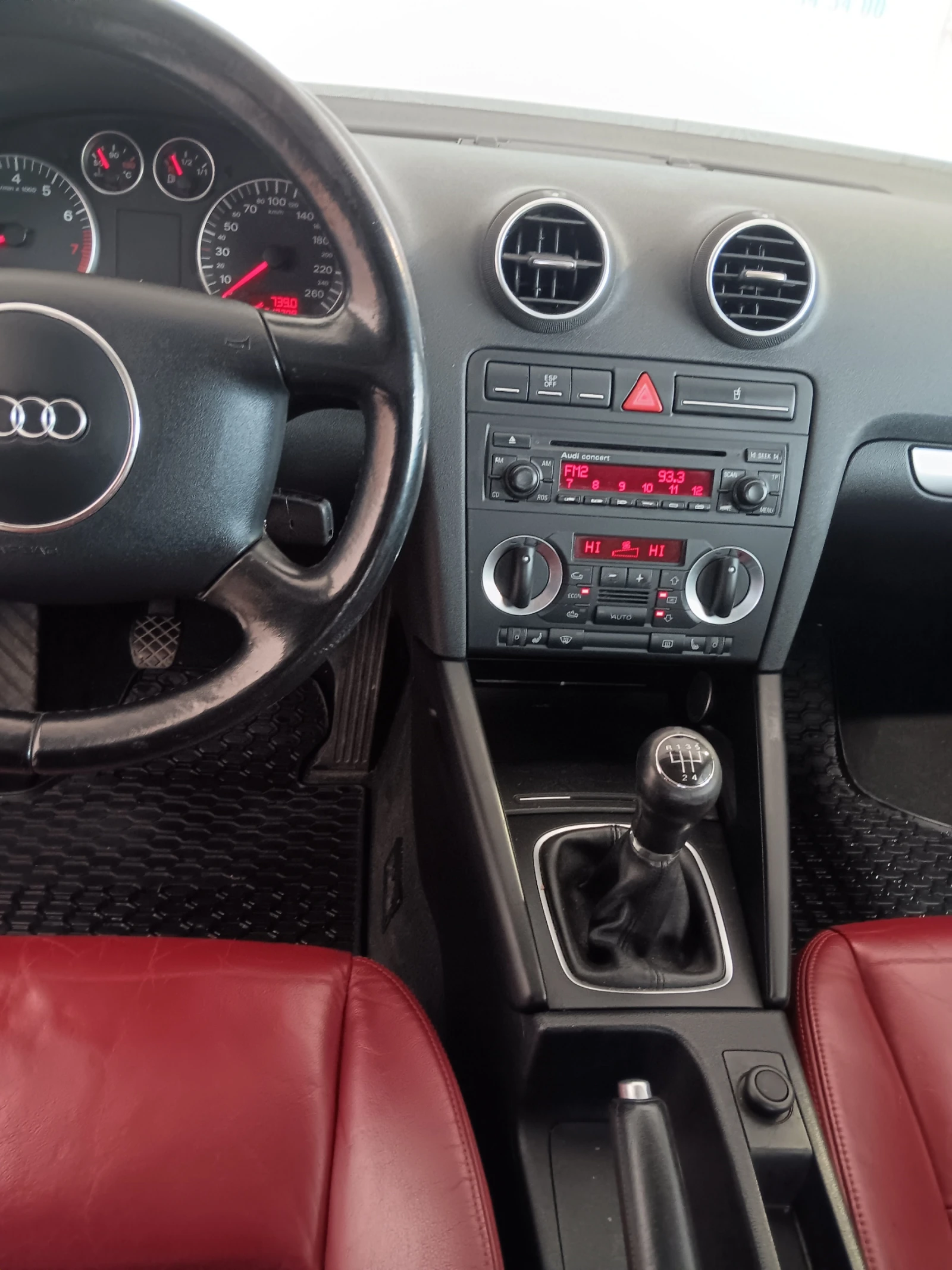 Audi A3 1.6i-102к.с-КУПЕ-РЕГИСТРИРАН-КОЖА-ТЕГЛИЧ - изображение 10