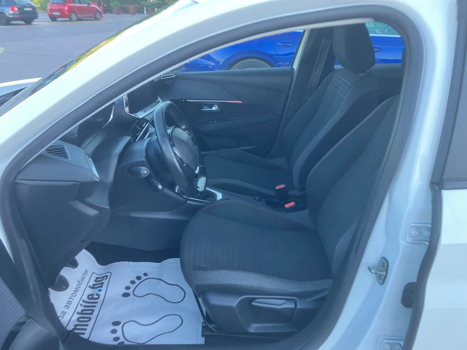Peugeot 208 1.2i-Allure-e6d - изображение 9
