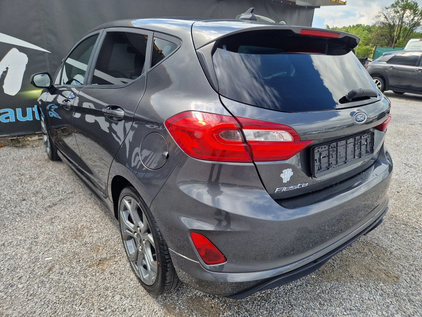 Ford Fiesta 1.0Turbo Automaitk 39000km ST line - изображение 4