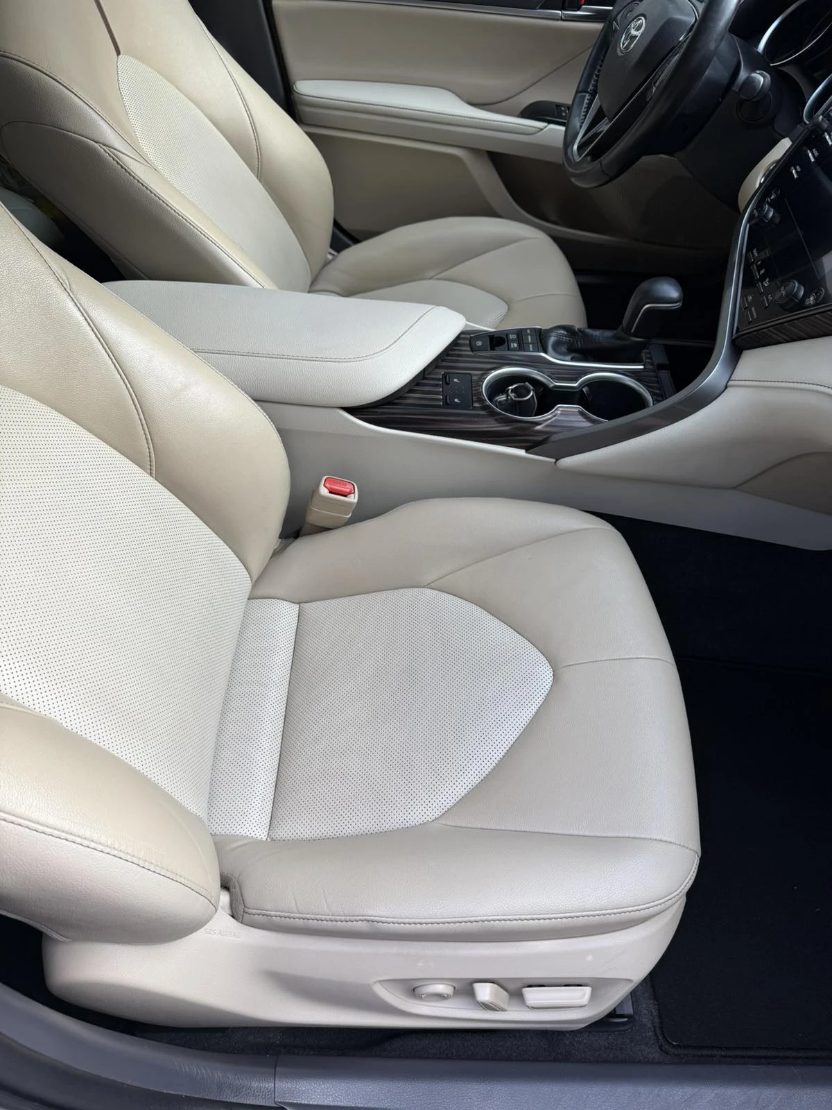 Toyota Camry  - изображение 3