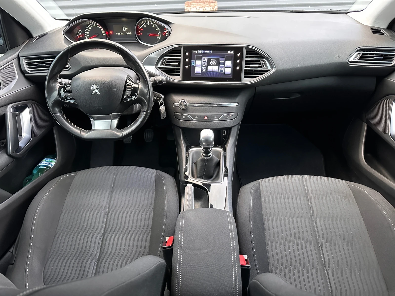 Peugeot 308  - изображение 10