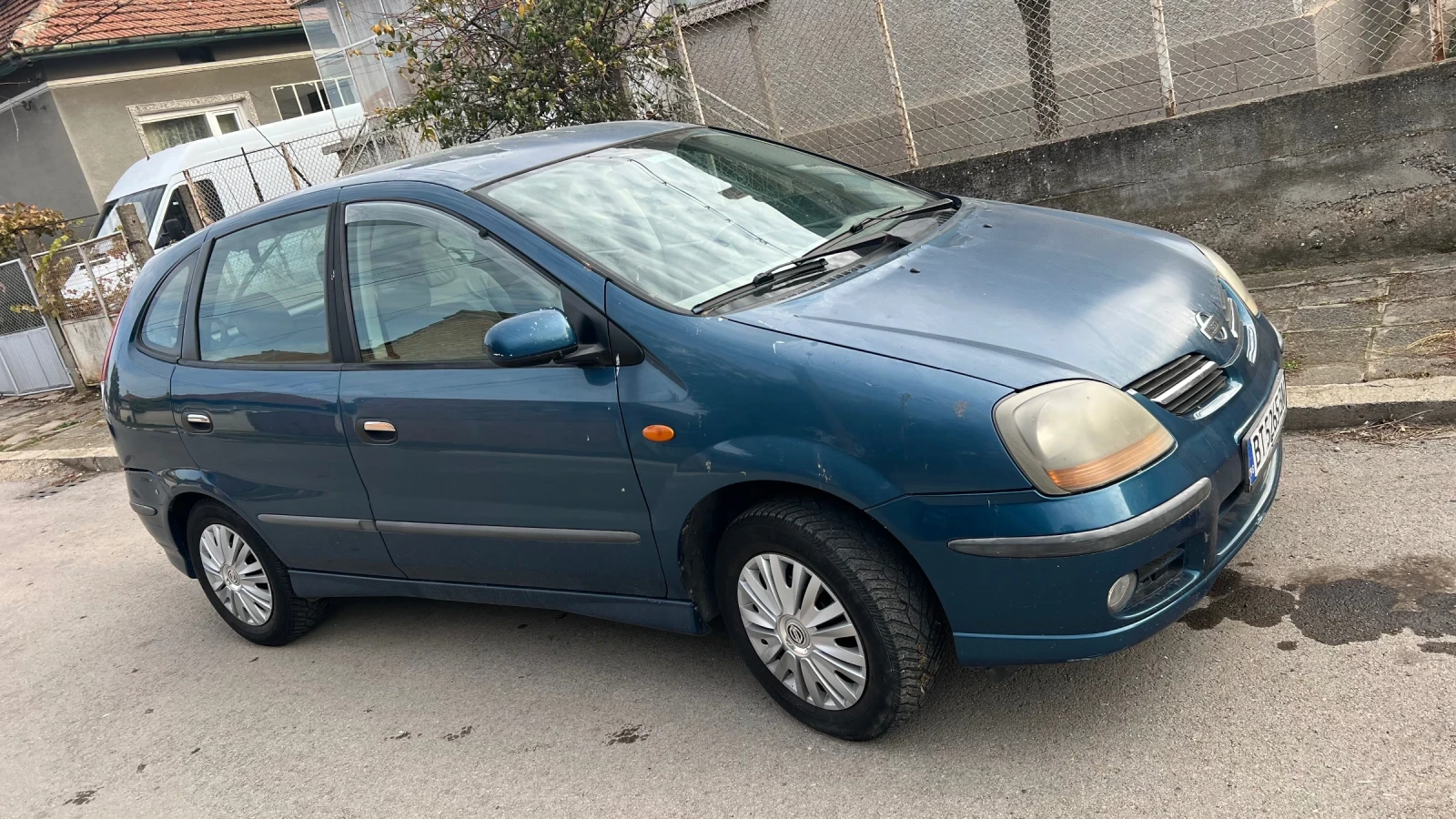 Nissan Almera tino  - изображение 3