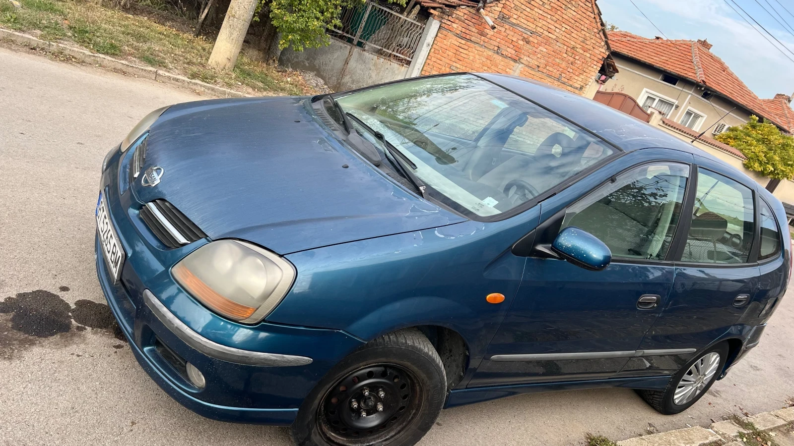 Nissan Almera tino  - изображение 4
