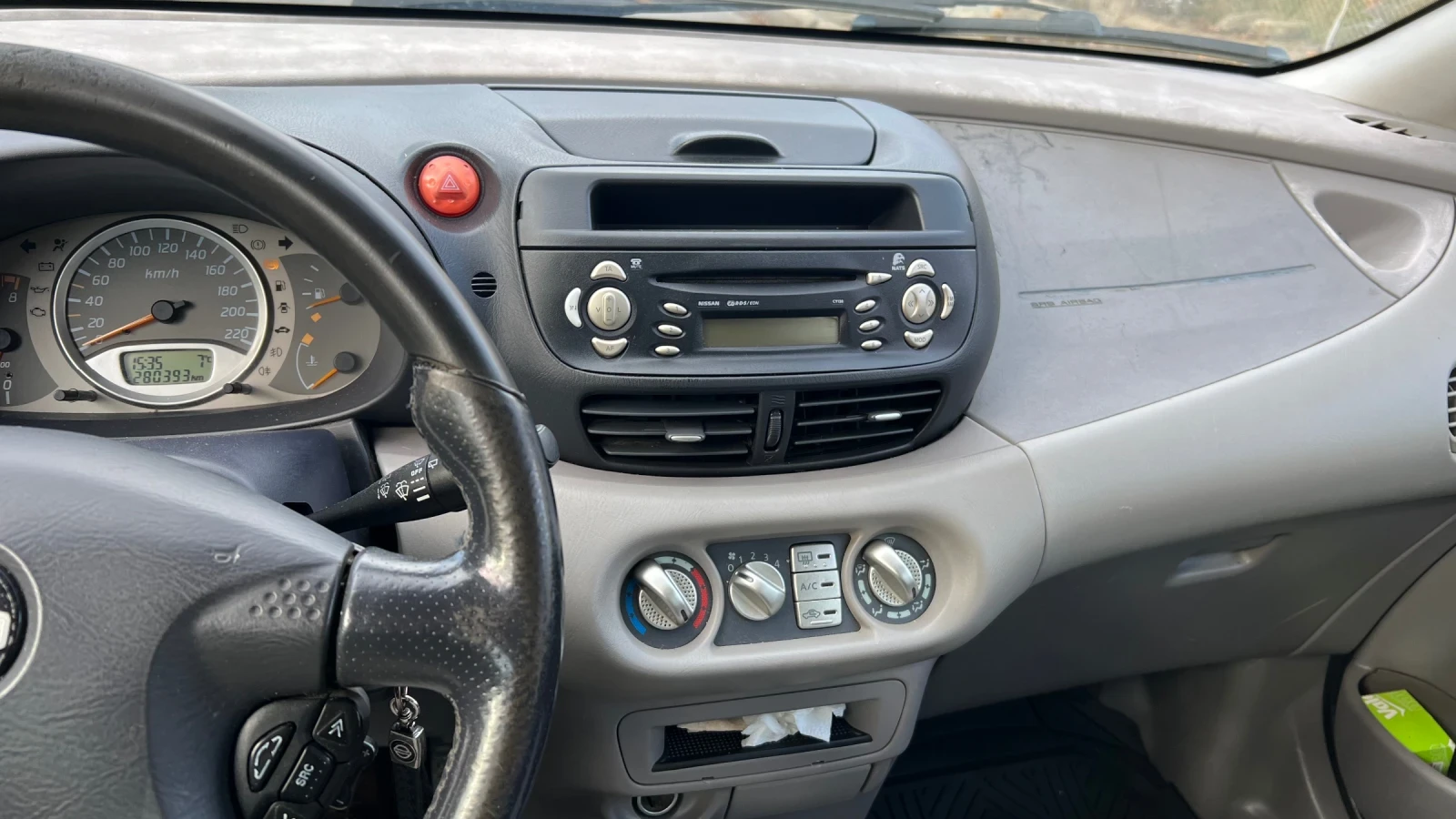 Nissan Almera tino  - изображение 7