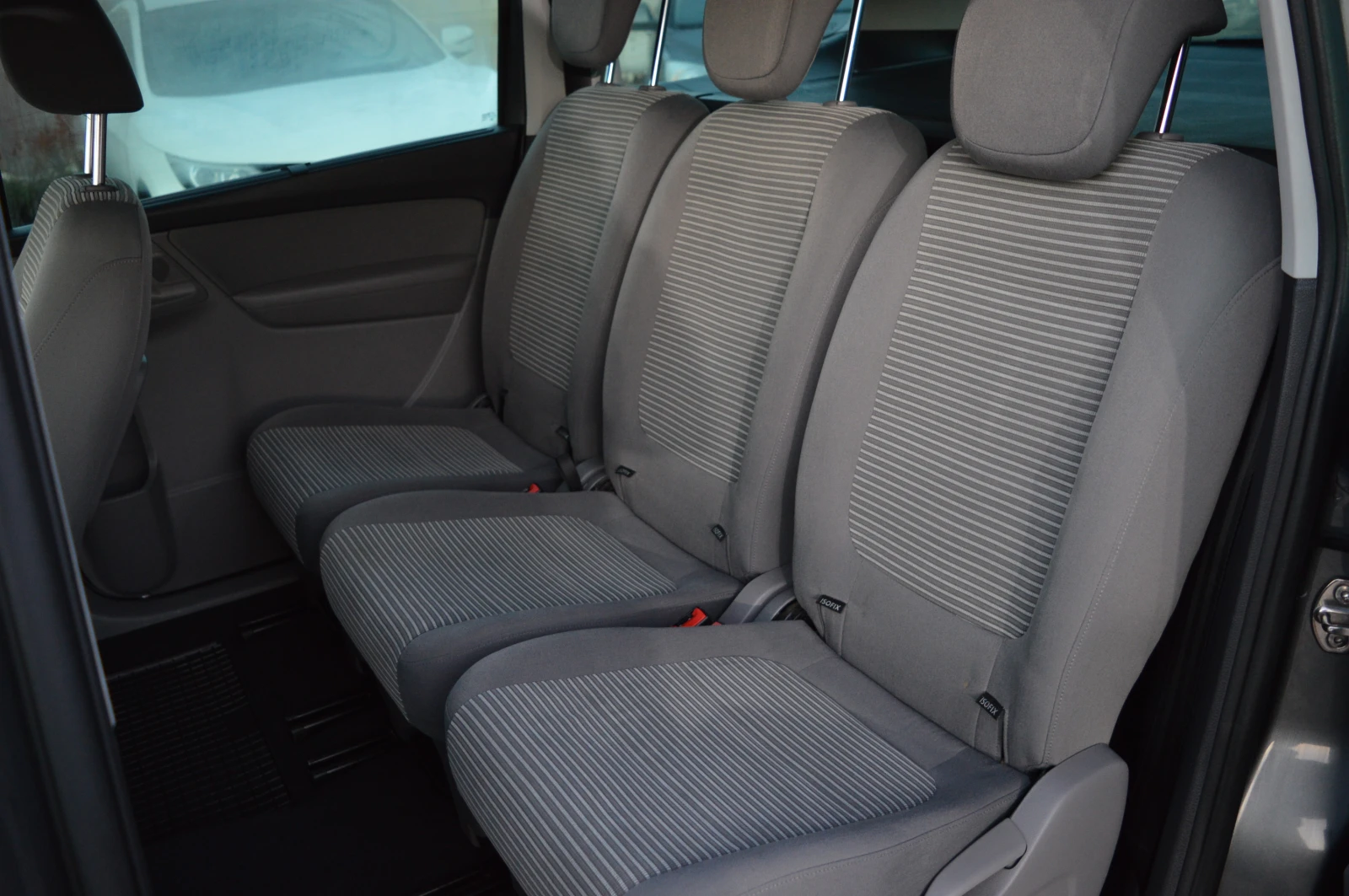 Seat Alhambra Facelift Avtomatik 2.0tdi 140hp - изображение 9