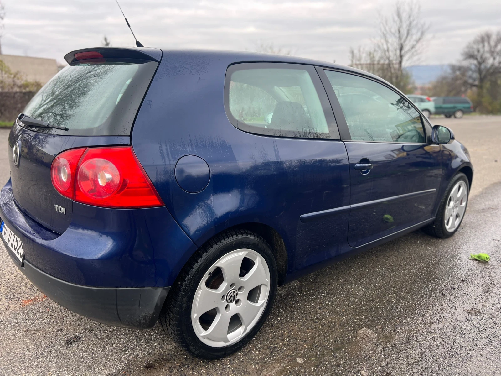 VW Golf 1.9 TDI Автоматик - изображение 3