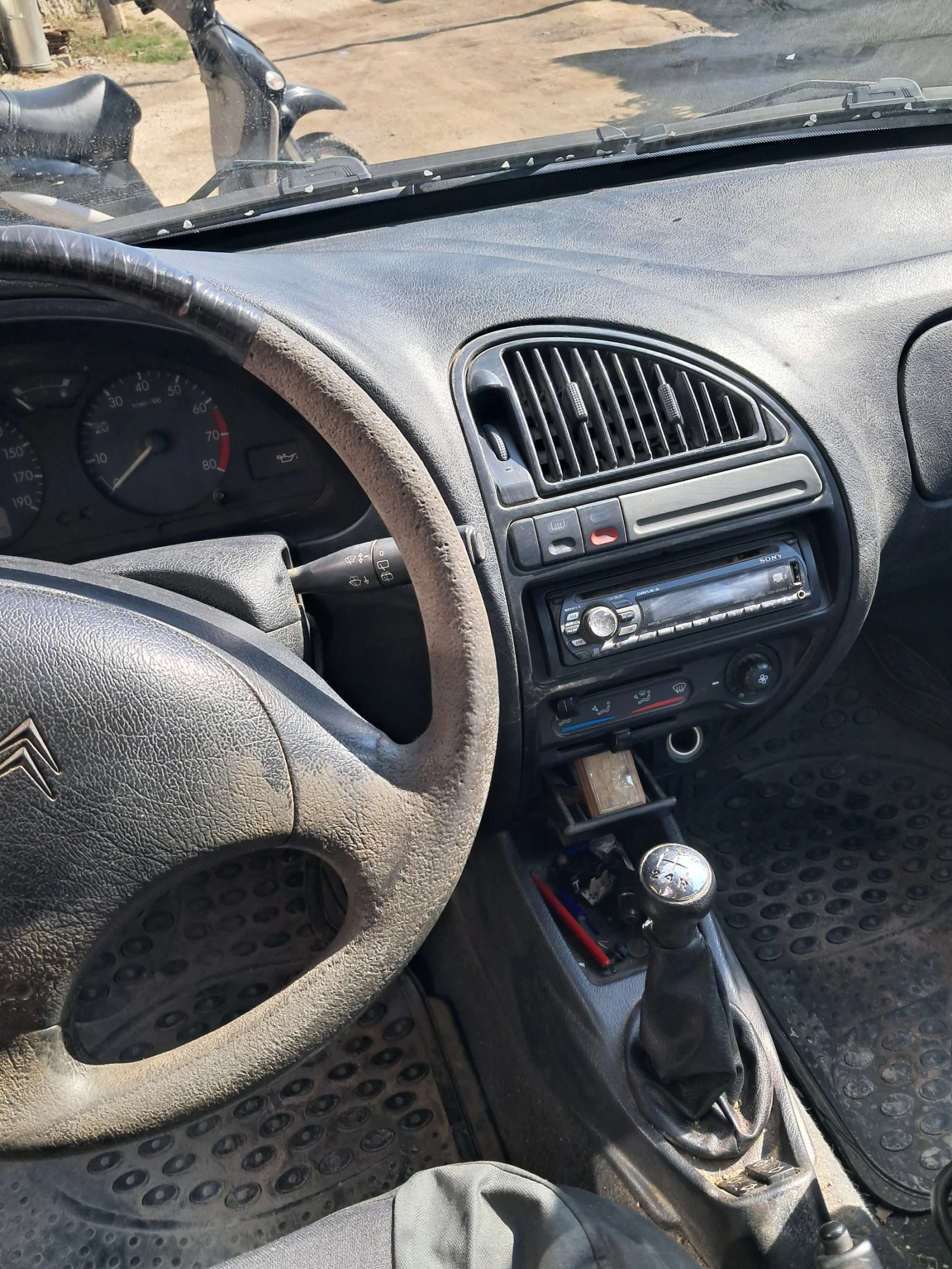 Citroen Saxo, снимка 8 - Автомобили и джипове - 53864283