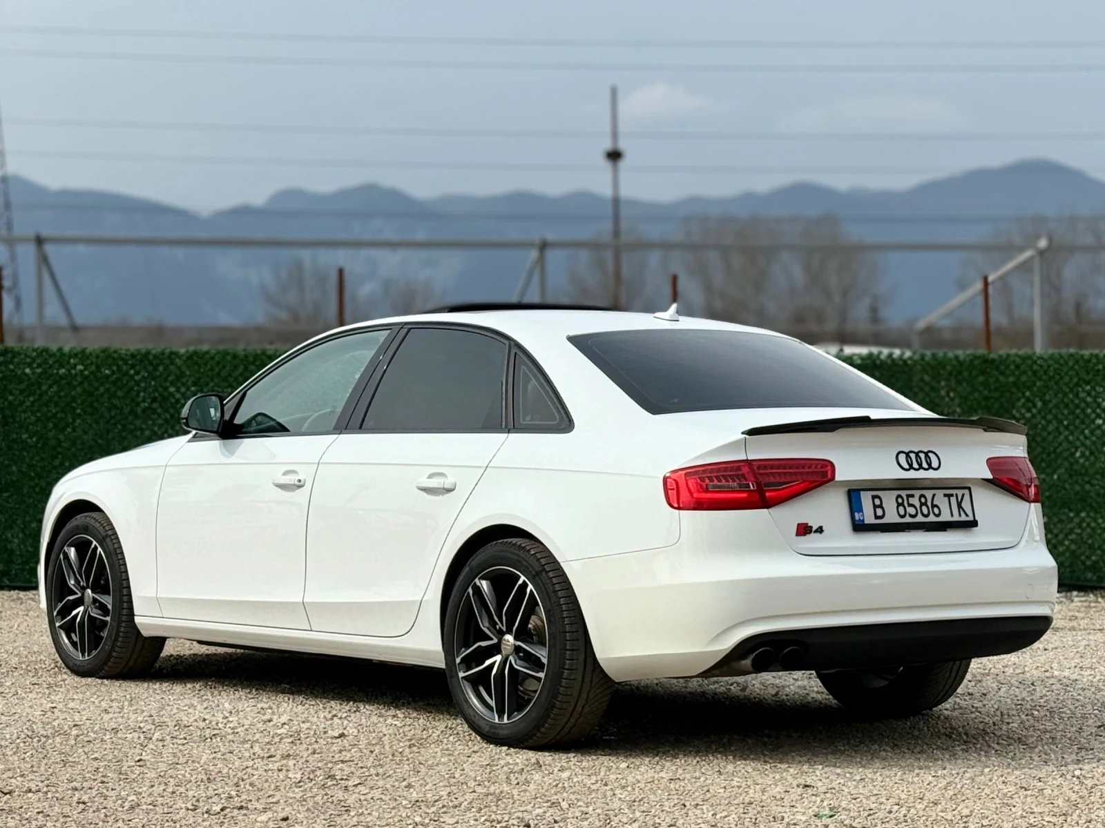 Audi A4 2.0Turbo 8ZF// 4x4* AVTOMAT* LED* FACELIFT | Mobile.bg � ����������� 5