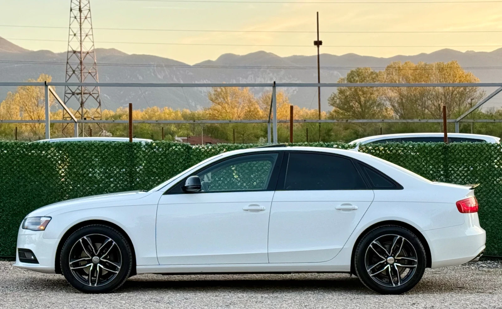 Audi A4 2.0Turbo 8ZF// 4x4* AVTOMAT* LED* FACELIFT, снимка 4 - Автомобили и джипове - 53915722