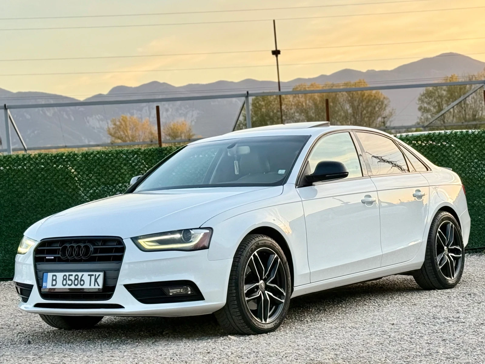 Audi A4 2.0Turbo 8ZF// 4x4* AVTOMAT* LED* FACELIFT, снимка 3 - Автомобили и джипове - 53915722