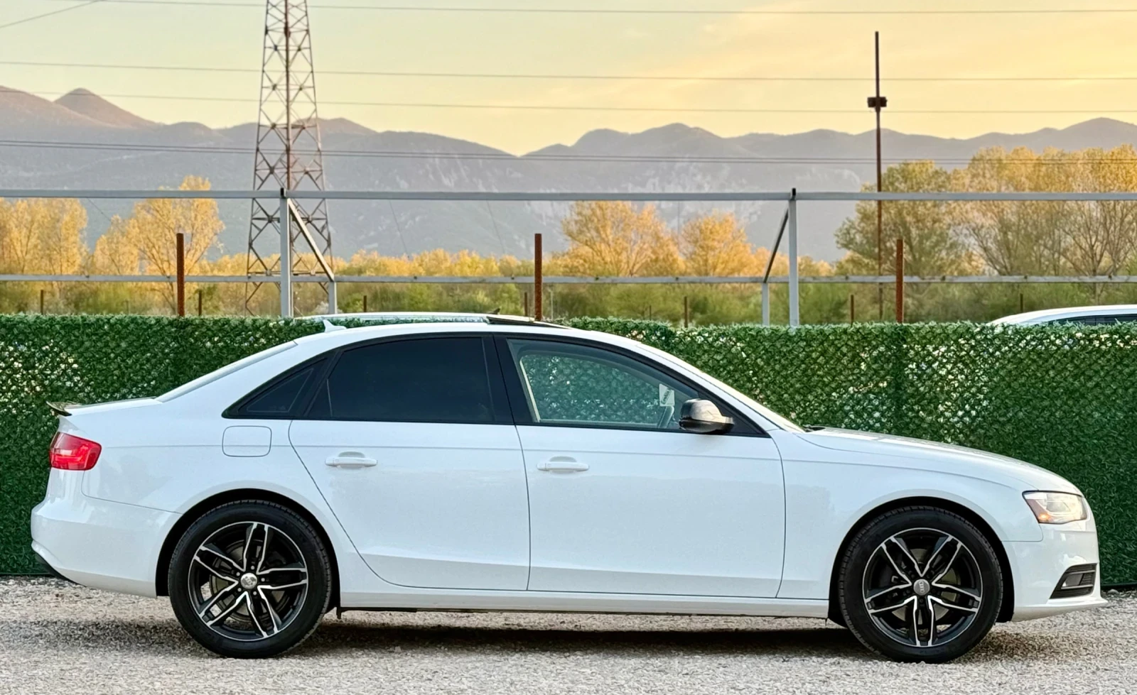 Audi A4 2.0Turbo 8ZF// 4x4* AVTOMAT* LED* FACELIFT, снимка 8 - Автомобили и джипове - 53915722