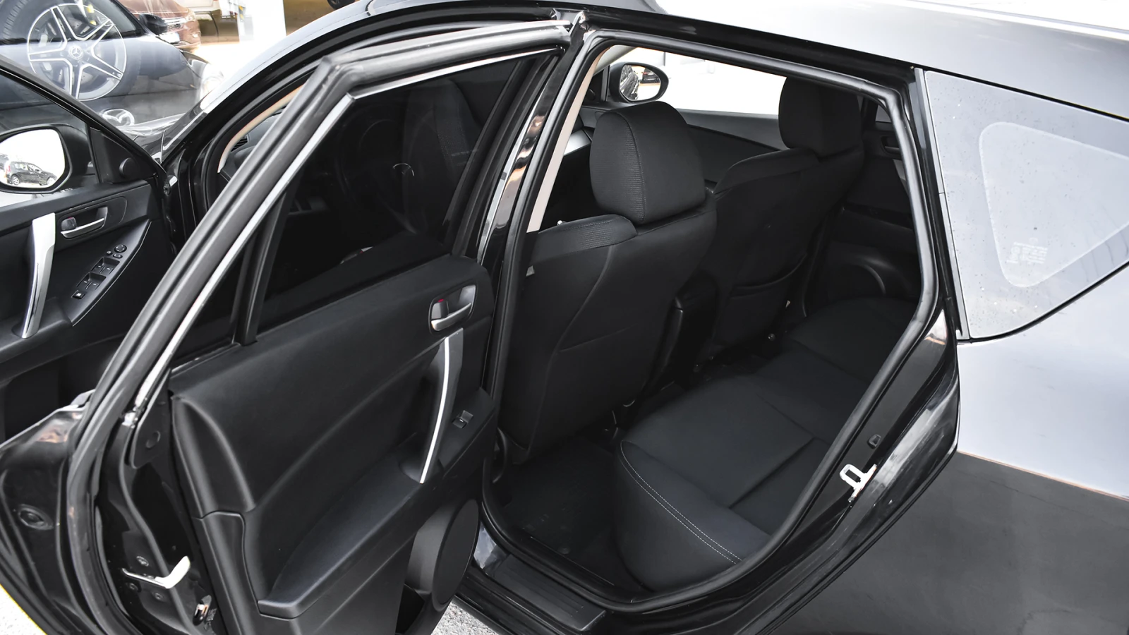 Mazda 3 2.0 DISI | Mobile.bg � ����������� 9