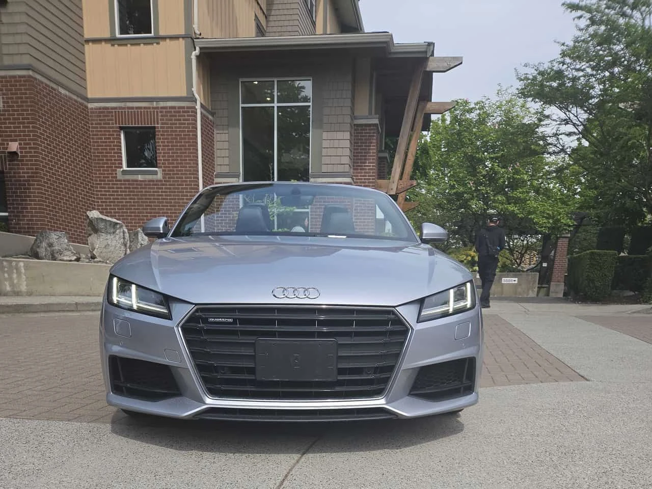Audi Tt * 2.0T* 2 КЛЮЧА* KEYLESS* ПОДГРЕВ* , снимка 6 - Автомобили и джипове - 54374732