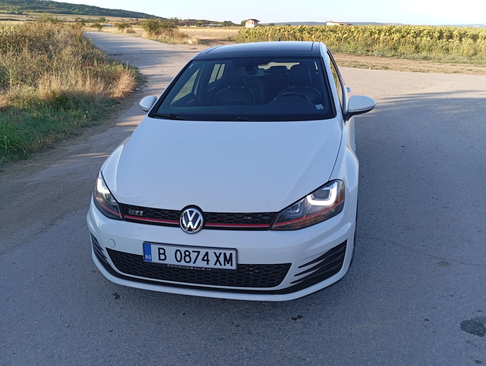 VW Golf 2.0 GTI, снимка 5 - Автомобили и джипове - 54413663