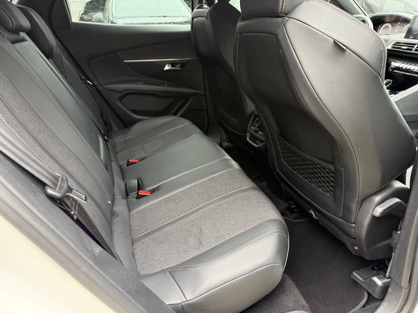 Peugeot 3008 1.5BlueHDI - 130к.с. - GT LINE, снимка 14 - Автомобили и джипове - 54482014