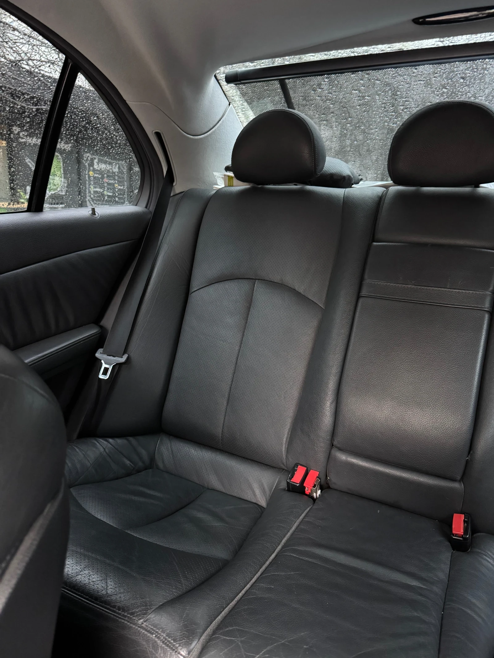 Mercedes-Benz E 320 3.2 CDI, снимка 6 - Автомобили и джипове - 54753876
