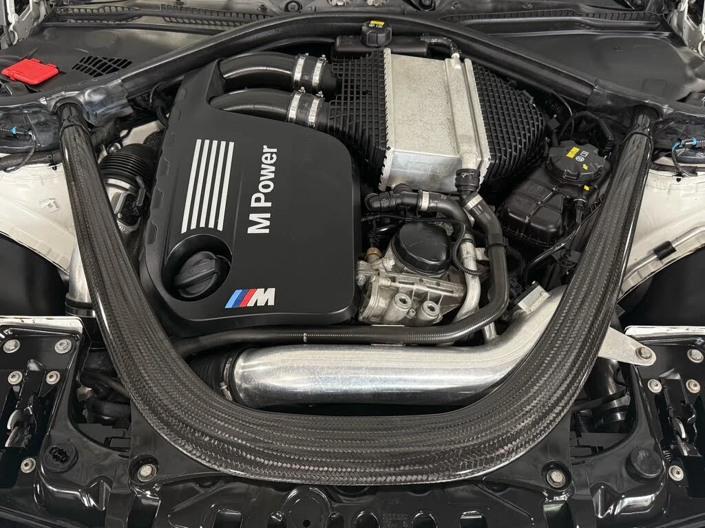 BMW M4 * АвтоКредит * (ЦЕНА ДО БГ), снимка 17 - Автомобили и джипове - 54755259