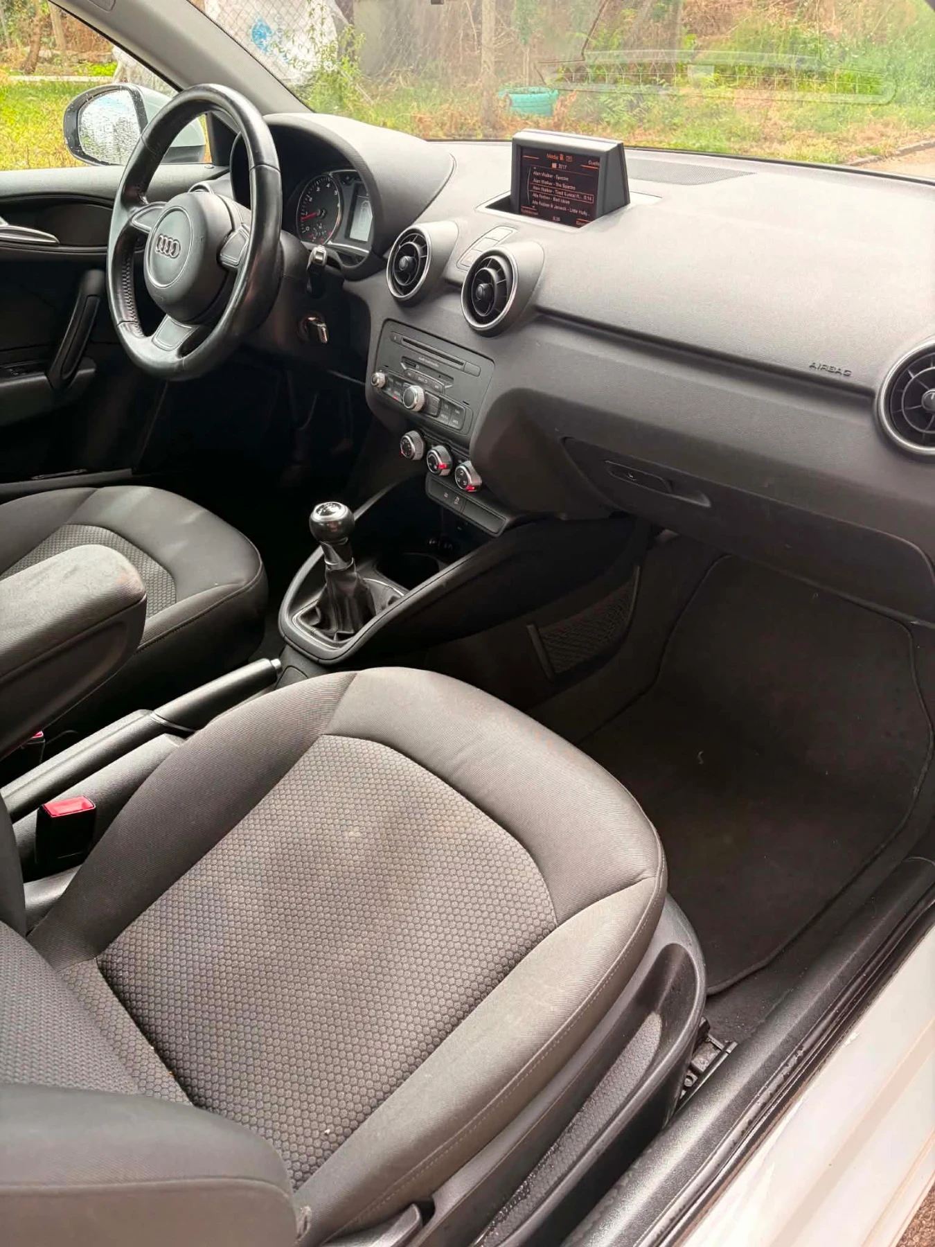 Audi A1, снимка 9 - Автомобили и джипове - 55040423