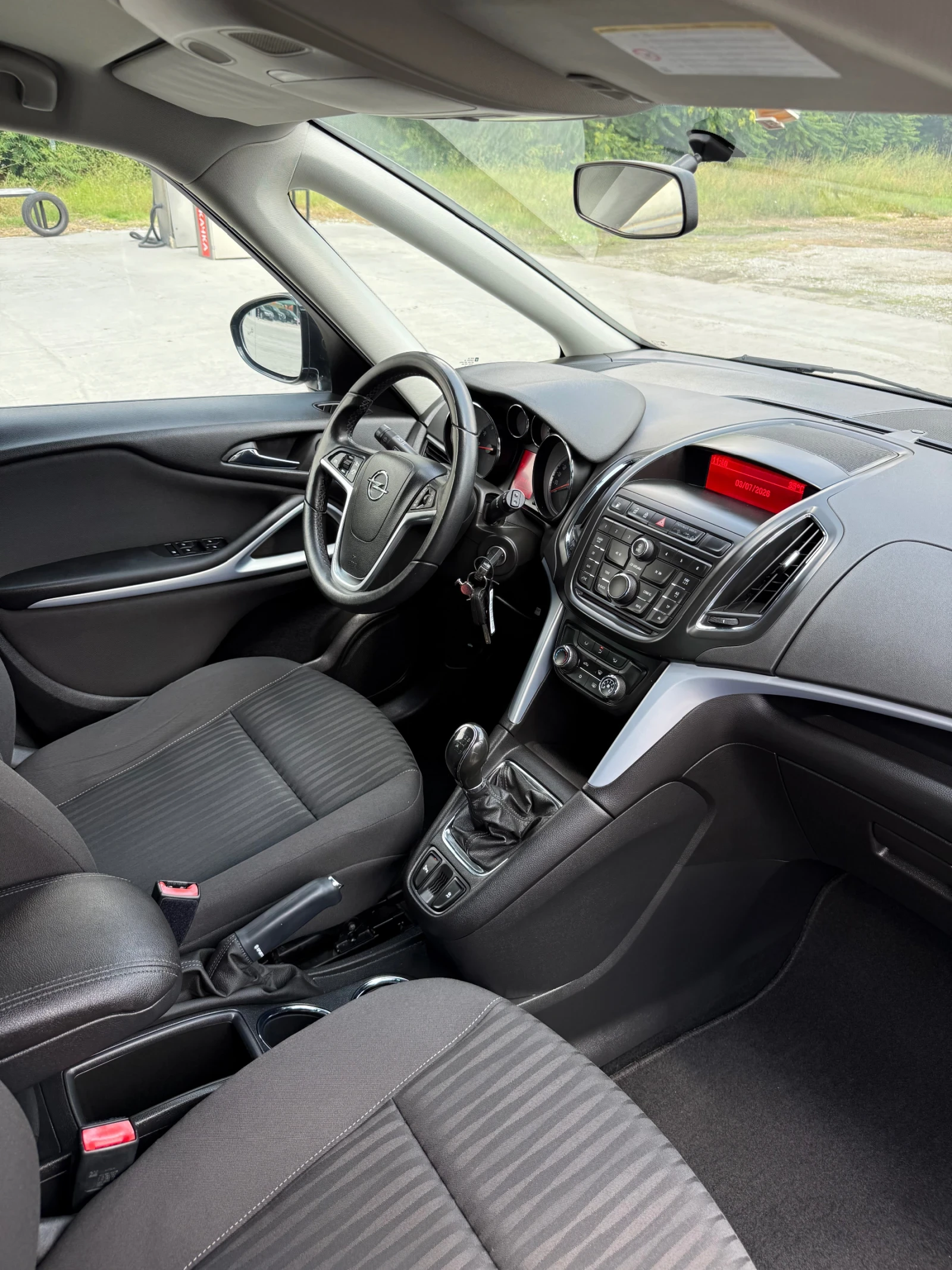 Opel Zafira 6+ 1* TOP* , снимка 11 - Автомобили и джипове - 55144202