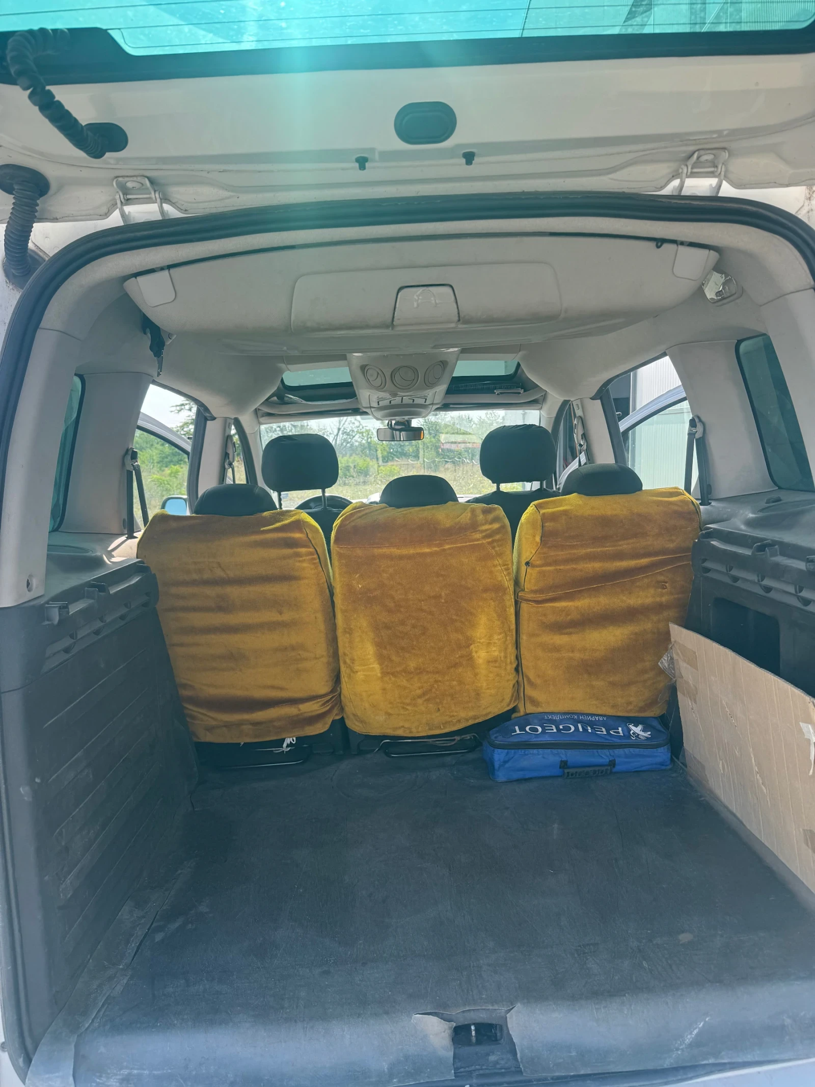 Peugeot Partner 1.6 HDI, снимка 4 - Автомобили и джипове - 55400710