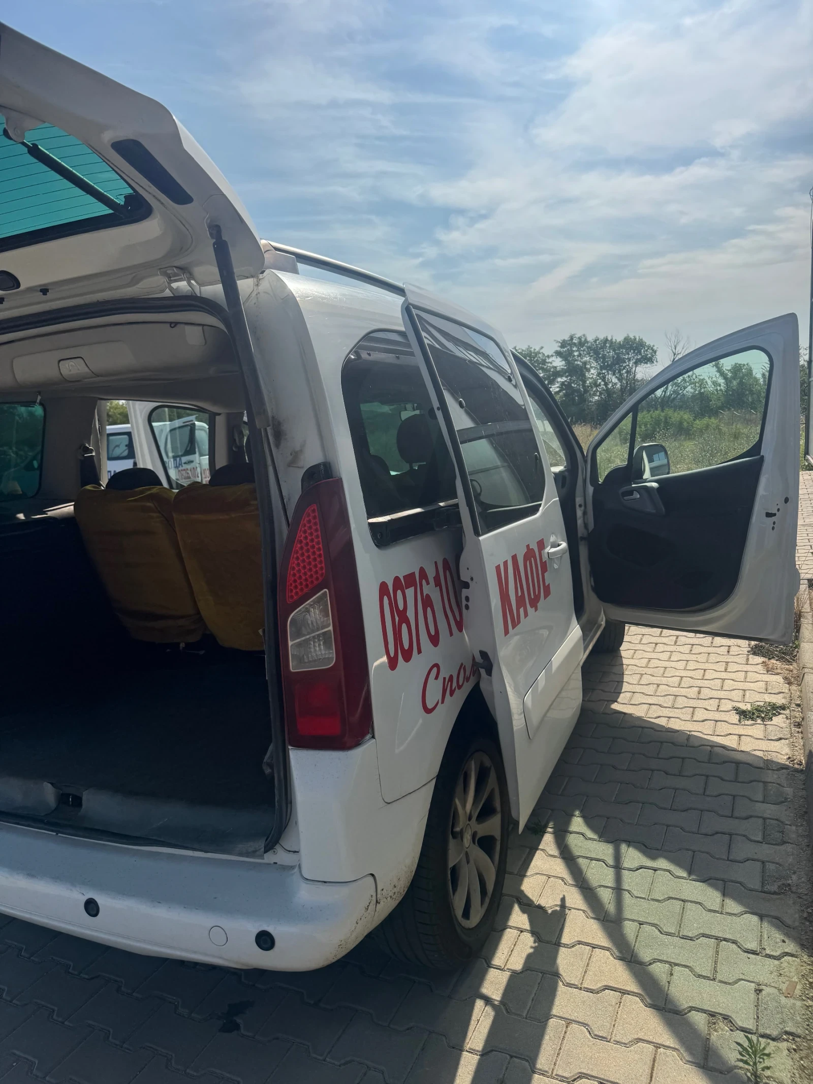 Peugeot Partner 1.6 HDI, снимка 6 - Автомобили и джипове - 55400710
