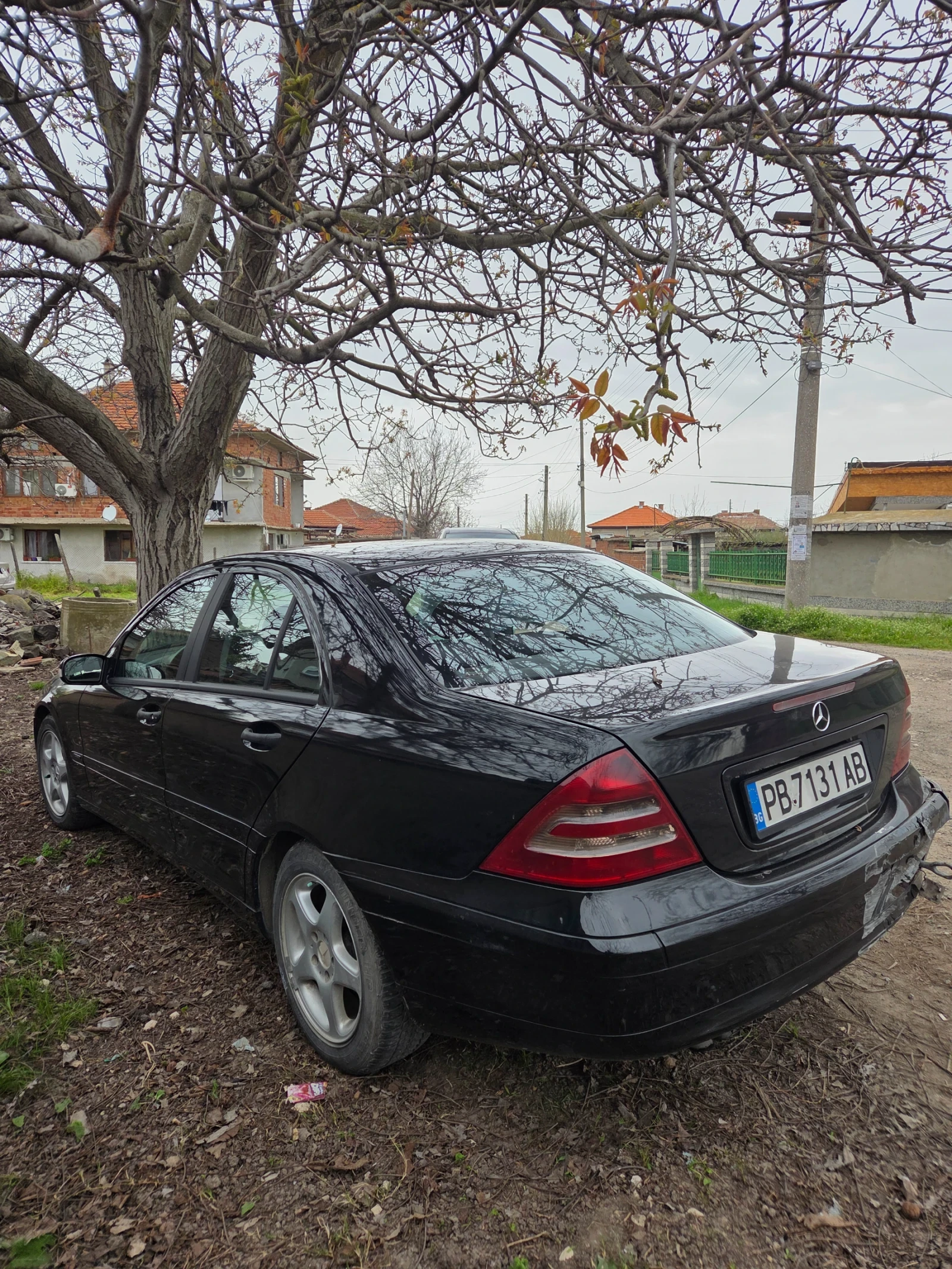 Mercedes-Benz C 270, снимка 4 - Автомобили и джипове - 55503352