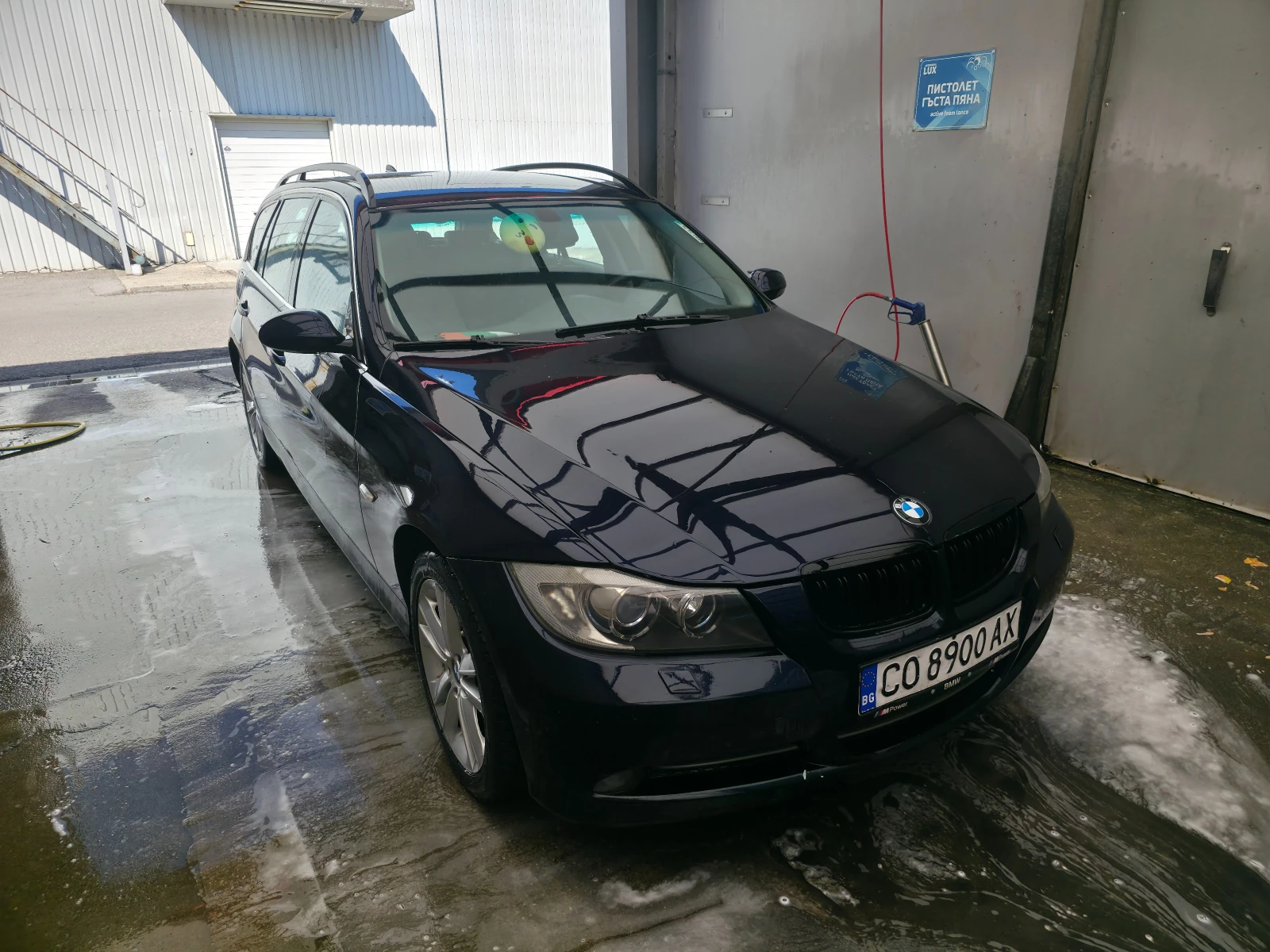 BMW 330